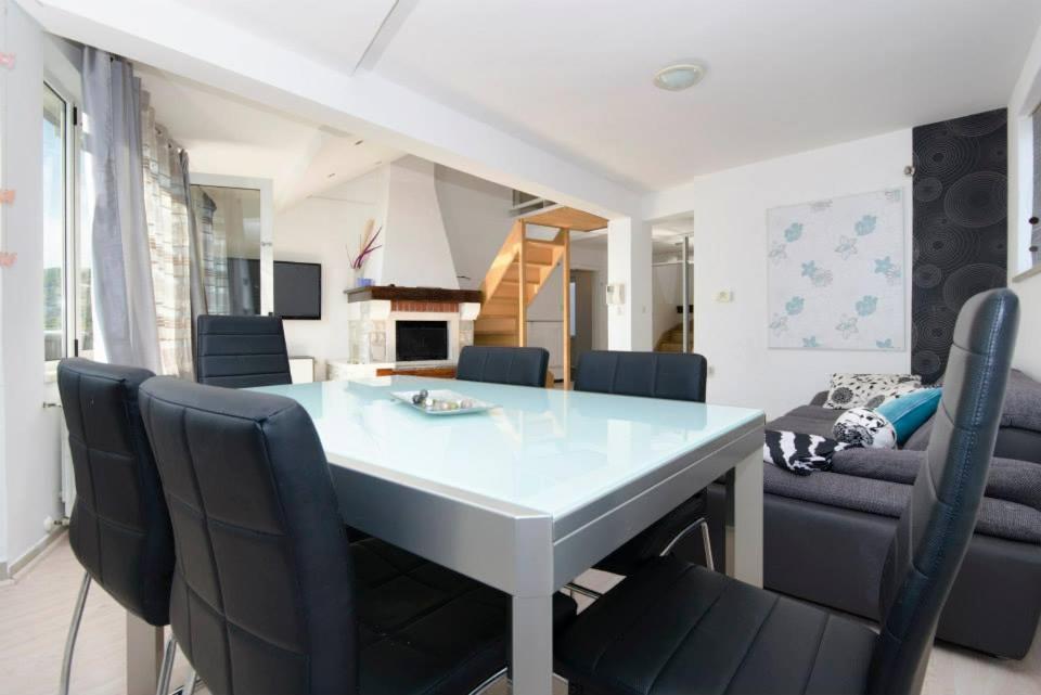 Villa Rozy Drasnice Ngoại thất bức ảnh